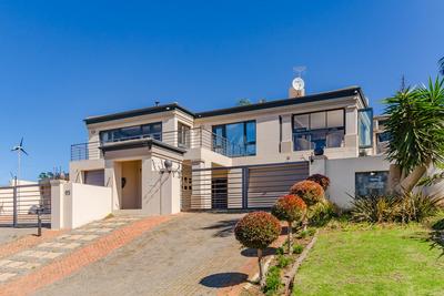 House For Sale in Aurora, Durbanville
