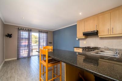 Apartment / Flat For Rent in Durbanville Central, Durbanville