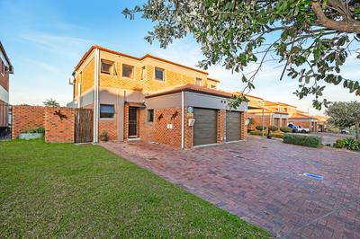 Townhouse For Sale in Brackenfell South, Cape Town